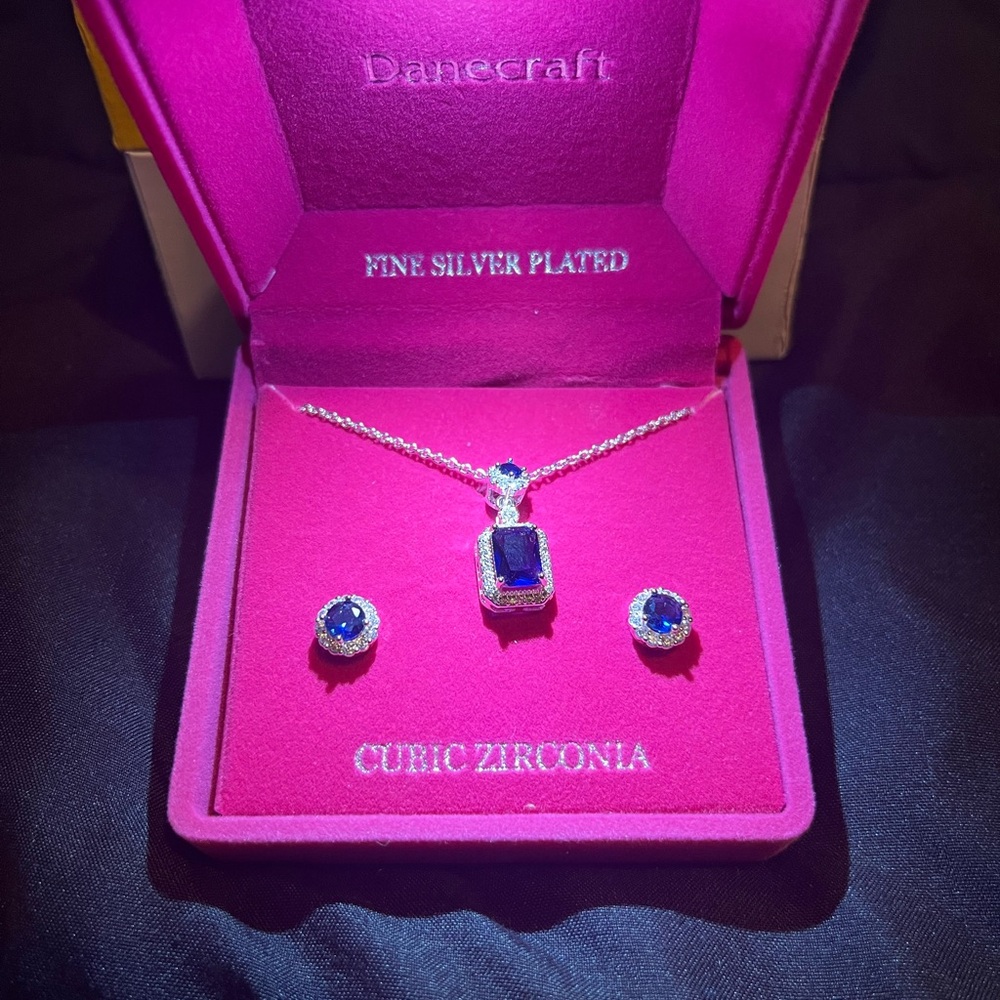 Craft Silver Necklace Set with Blue Stones